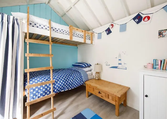 Cosy Self-Contained Annexe In Selsey